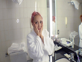 完全プライベート映像　ギャル変サイコー天然Hカップ性格◎◎◎女優・逢見リカちゃんと初めての二人きりお泊まり　サンプル画像09